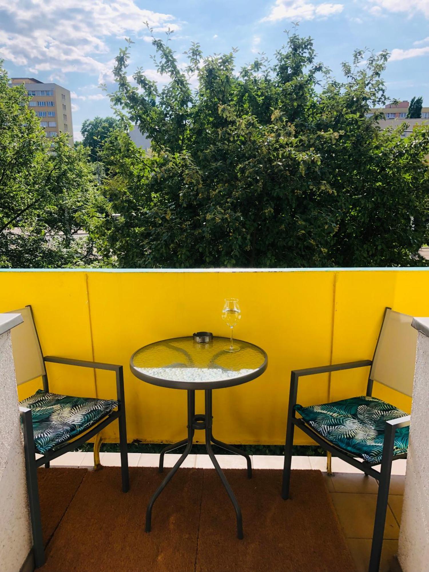 Centrum Wyzwolenia Apartment *
